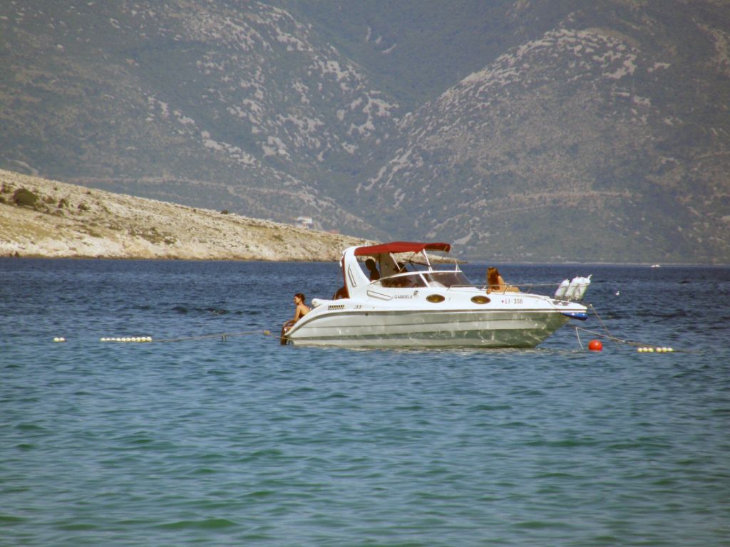 Motor boat